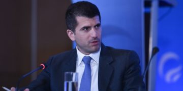 Β. Ξυπολυτάς:  «Το α΄εξάμηνο του 2023 τα πρώτα ηλεκτροκίνητα λεωφορεία στην Αθήνα»