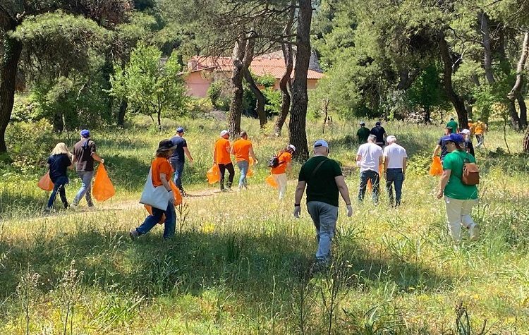 Δράση καθαρισμού: «Ανάσα» για το αιωνόβιο δάσος Διονύσου