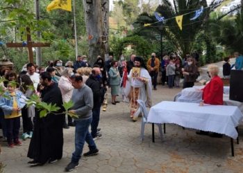 Πανηγυρική Θεία Λειτουργία στην Παναγία Χελιδονού