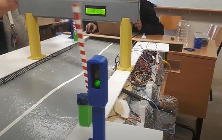 1ο ΕΠΑΛ Διονύσου «Ζήνων»: Διάκριση στα Robotics με μια κατασκευή που μπορεί να σώσει ζωές