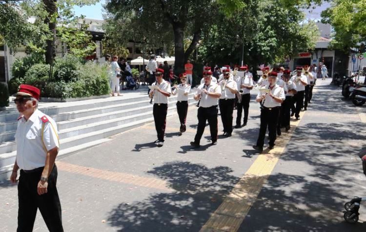 Μουσικές νότες… δροσιάς από τη Φιλαρμονική του Δήμου