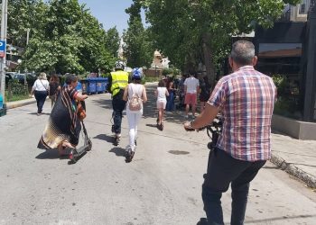 «Κυριακή χωρίς αυτοκίνητο»: Επιτυχημένη η… πρεμιέρα της δράσης στη Νέα Ερυθραία