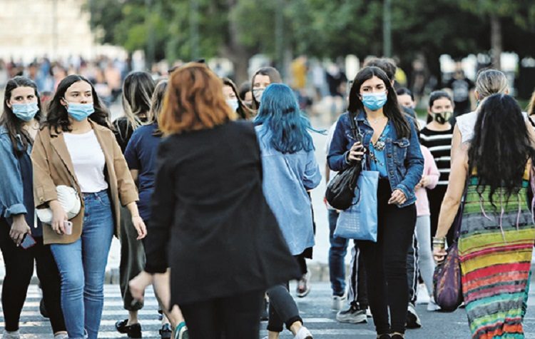 Κορωνοϊός: «Φεύγουν» οι μάσκες