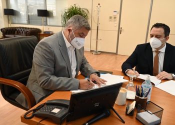 Περιφέρεια Αττικής: Υπεγράφη η σύμβαση εκσυγχρονισμού του νοσοκομείου «Λαϊκό»