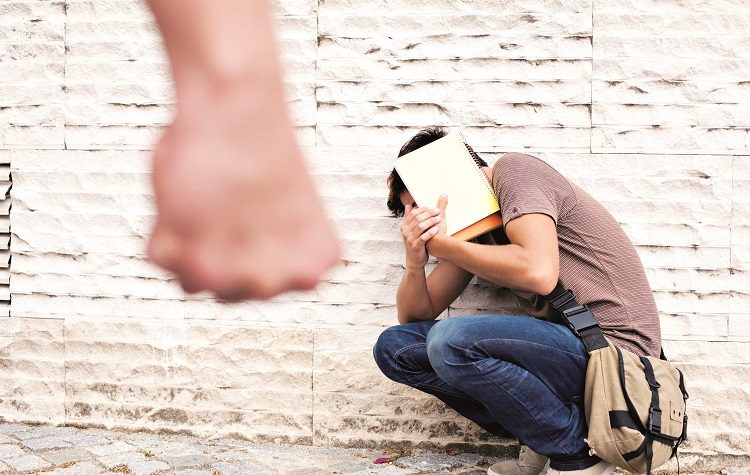 Βία: Η πρόληψη ξεκινά από την οικογένεια