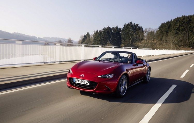 Η Mazda εισάγει τη νέα τεχνολογία Kinematic Posture Control στο MX-5 2022