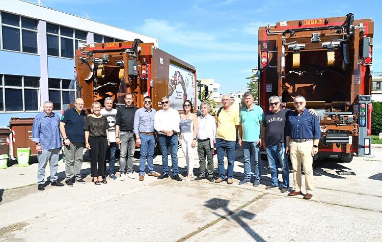Με δύο ακόμη απορριμματοφόρα συλλογής βιοαποβλήτων «εξοπλίζεται» η πόλη