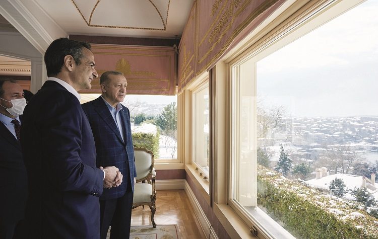 Λάδι στη φωτιά από Άγκυρα