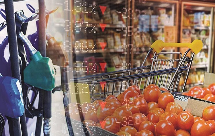 Οικονομία: Μάχη με την ακρίβεια