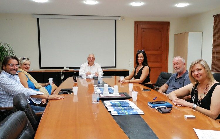 Συνάντηση Αμπατζόγλου με τον Εμπορικό Σύλλογο Αμαρουσίου