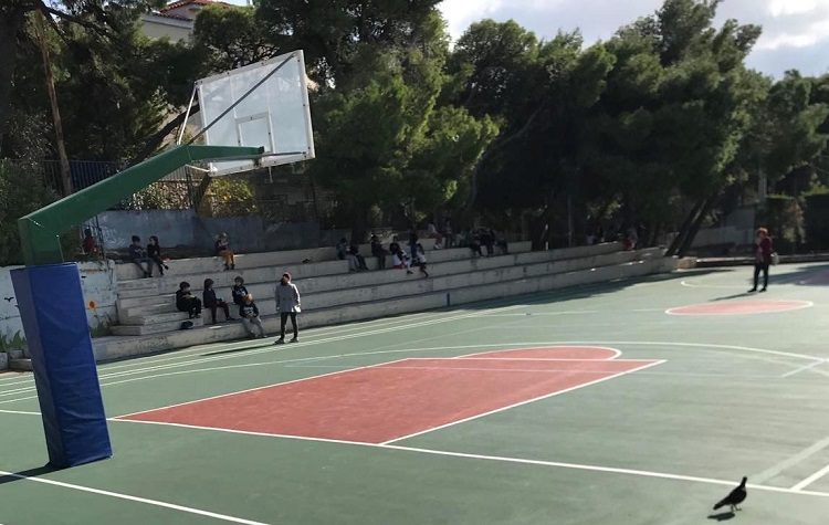 Ανοικτές τα καλοκαιρινά απογεύματα οι αυλές 4 σχολείων του Δήμου