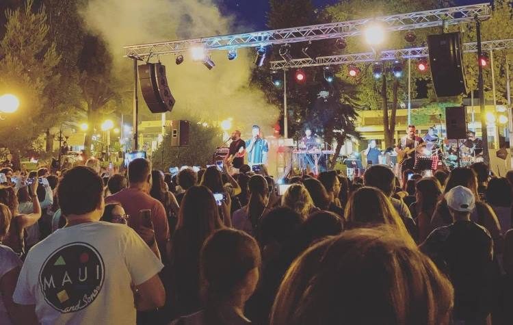 «Έπεσε» η αυλαία στο 2ο Φεστιβάλ Νεολαίας του Δήμου