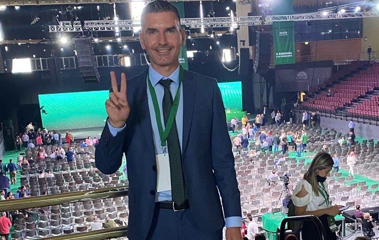 O Μελισσιώτης Παναγιώτης Γκανιάτσος στην Κεντρική Επιτροπή του ΠΑΣΟΚ