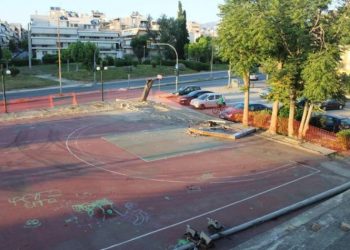 Επιτέλους ξεκίνησαν τα έργα στο γηπέδο μπάσκετ της Ευαγγελίστριας