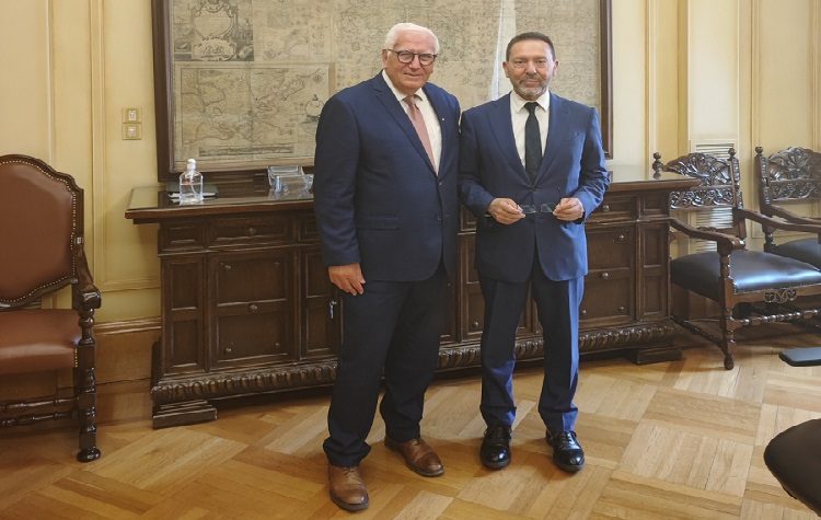 Για θέματα Τοπικής Αυτοδιοίκησης συζήτησαν ο Παναγιώτης Ιωάννου και ο Γιάννης Στουρνάρας