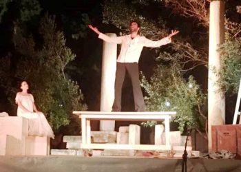 Οι Τέχνες «ανταμώνουν» για πέντε μέρες στον κήπο της βίλας Ιόλα