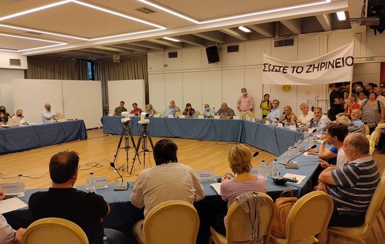 Εντάσεις, ύβρεις και υποσχέσεις στο Δ.Σ.: Μία πόλη διχασμένη για το Ζηρίνειο