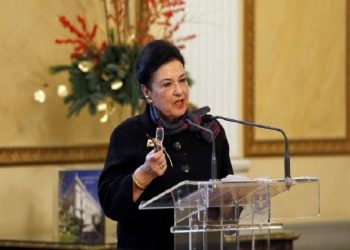 Πέθανε η Μαρίνα Λαμπράκη - Πλάκα