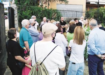 Άγιος Νικόλαος Αμαρουσίου: Στα «κάγκελα» οι κάτοικοι για τον Οίκο Τυφλών