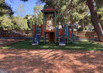 Παραδόθηκε προς χρήση η παιδική χαρά στην οδό Δουκίσσης Πλακεντίας