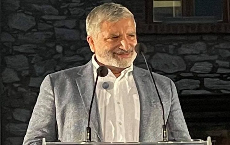 Υπεγράφη από τον Γ. Πατούλη η πρόσκληση για δημιουργία δομών στέγασης σε ΛΟΑΤΚΙ+ άτομα