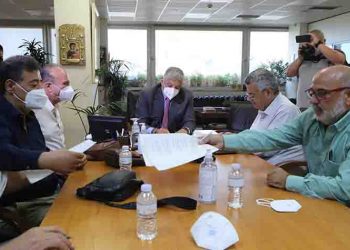 Περιφέρεια Αττικής, λαϊκές αγορές και «Όλοι Μαζί Μπορούμε» ενώνουν δυνάμεις για τους ευάλωτους