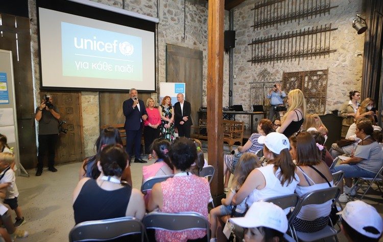 Στην εκδήλωση για τη λήξη της σχολικής χρονιάς των Δομών Φιλοξενίας Προσφύγων ο Γ. Πατούλης