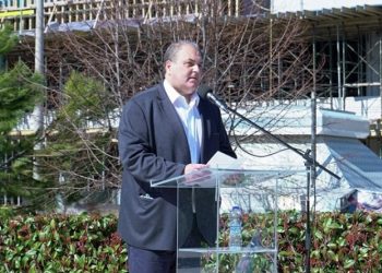 Σ. Ρούσσος: «Ανακοινώσεις για το θεαθήναι από την κ. Αγαπητού»