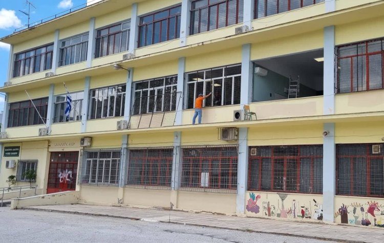 Στην τελική της ευθεία η ενεργειακή αναβάθμιση 10 σχολείων