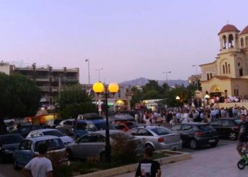 Δεν ξέρει η αριστερά σου τι ποιεί η δεξιά σου *