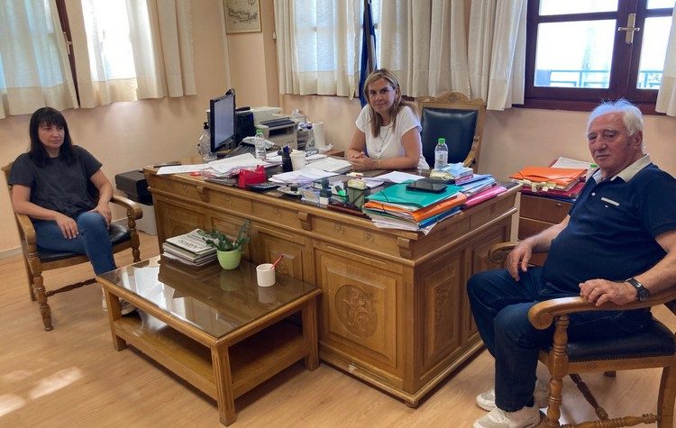 Από την Πεντέλη ξεκινά η λειτουργία γραμμής ψυχολογικής στήριξης όσων αντιμετωπίζουν προβλήματα λόγω πυρκαγιάς