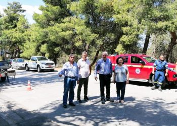 Τις αποψιλώσεις και κοπές επικίνδυνων κλαδιών στη Νέα Λέσβο επέβλεψε δήμαρχος Θ. Αμπατζόγλου