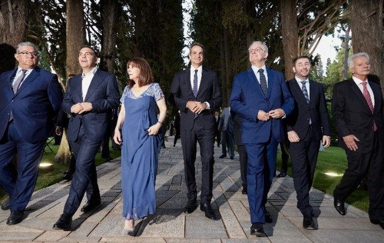 Με διευρυμένη εκπροσώπηση πολιτών η δεξίωση για την 48η επέτειο Αποκατάστασης της Δημοκρατίας