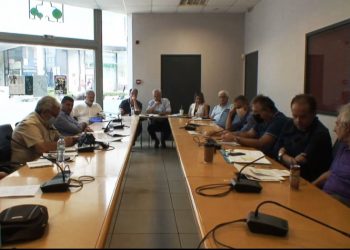 Διαπαραταξιακή συναίνεση κατά της ρύθμισης για τα προ ημερήσιας διάταξης θέματα στα Δημοτικά Συμβούλια