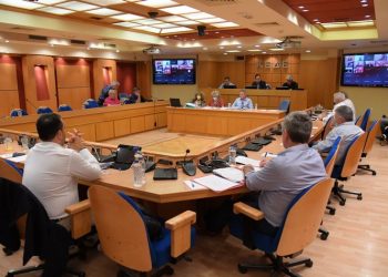 ΚΕΔΕ: «Απαιτούνται επιπλέον πόροι για έργα οδικής ασφάλειας»