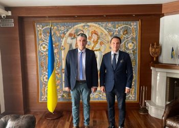 Mε τον Ουκρανό πρέσβη στην Αθήνα Σ. Σουτένκο συναντήθηκε ο δήμαρχος Ξ. Μανιατογιάννης