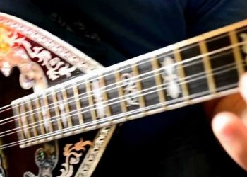 Συναυλία με αγαπημένα ελληνικά τραγούδια στη Νέα Πεντέλη