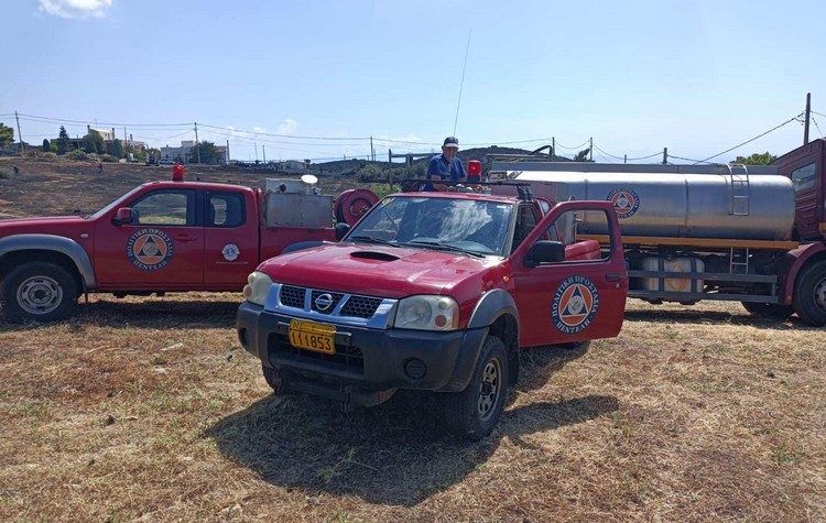 Κατασβέστηκε πυρκαγιά στη Νταού Πεντέλης