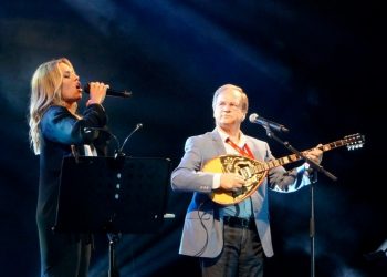 Φεστιβάλ Αμαρουσίου: Μεγάλες επιτυχίες από Πέγκυ Zήνα και Χρήστο Νικολόπουλο