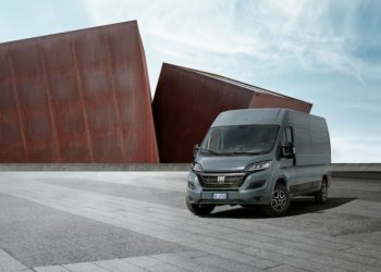 Auto Express Van Of The Year 2022: Το Fiat Professional Ducato συνεχίζει τη συλλογή διακρίσεων