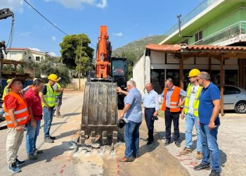 Άρχισαν οι εργασίες του αποχετευτικού δικτύου στον Μαραθώνα