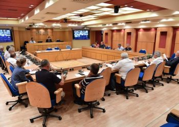 ΚΕΔΕ: «Μείζον πρόβλημα το ενεργειακό κόστος για τους Δήμους»