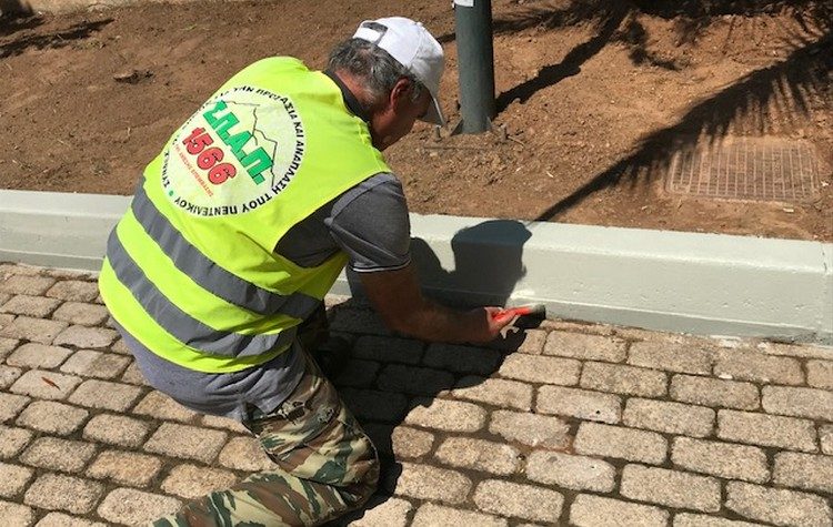 Εθελοντές του ΣΠΑΠ έδωσαν νέα όψη σε παρκάκι των Μελισσίων