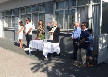 Οι καθιερωμένοι αγιασμοί και οι ευχές του Γιάννη Καλαφατέλη για τη νέα σχολική χρονιά