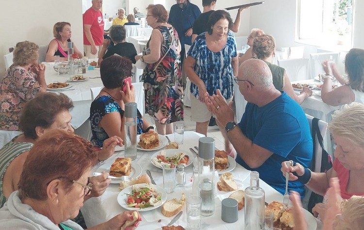 ΚΑΠΗ Αμαρουσίου: Φθινοπωρινές δραστηριότητες και δωρεάν check up αίματος