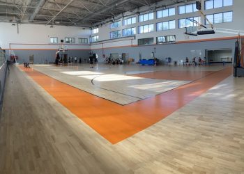 Με νέο δάπεδο το κλειστό γυμναστήριο «Π. Τριανταφύλλου» στα Μελίσσια