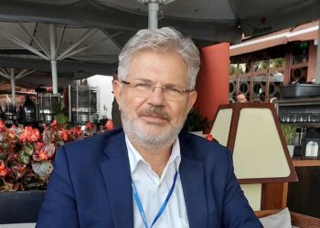 Γ. Οικονόμου: «Πενία διοίκησης τέχνας… κατεργάζεται»