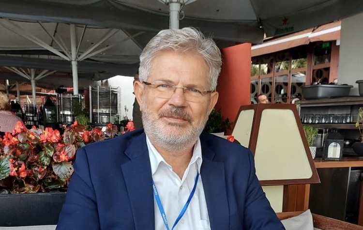 Γ. Οικονόμου: «Πενία διοίκησης τέχνας… κατεργάζεται»