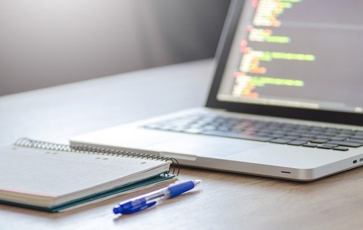 Δωρεάν σεμινάρια ψηφιακής εκπαίδευσης της Περιφέρειας στον Δήμο τον Οκτώβριο