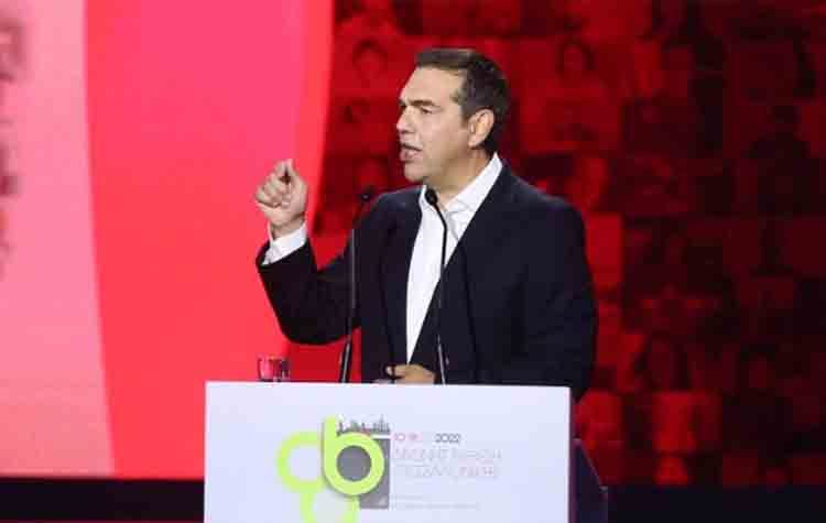 Αλ. Τσίπρας: Μια Αγία οικογένεια ή μια προοδευτική συμμαχία;